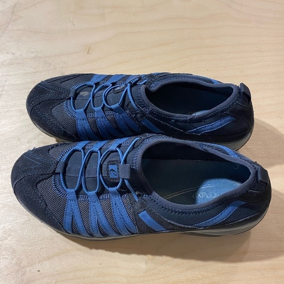 Explore Slip On Sneaker size 9 (Box 2) - Picture 12 of 16